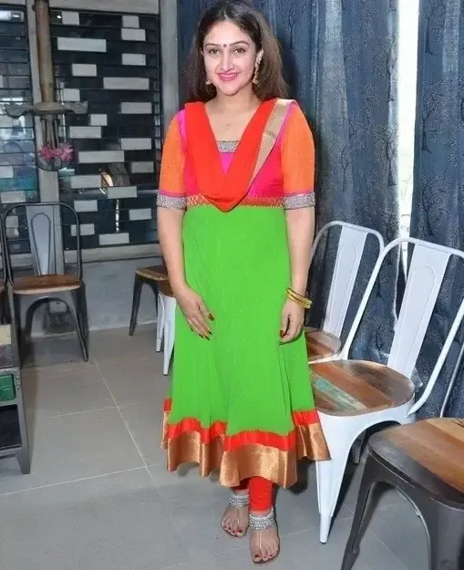 BEAUTIFUL INDIAN ACTRESS SRIDEVI VIJAYKUMAR IN GREEN PUNJABI DRESS 4